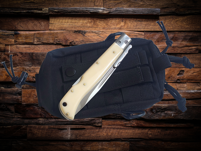 AKC 11 Italian Roma Swinguard Automatic Knife - Ivory (4.62 Polished)