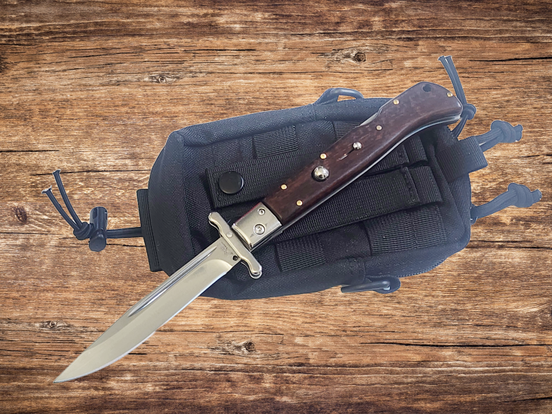 AKC 11 Italian Roma Swinguard Automatic Knife - Snakewood (4.62 Polished)
