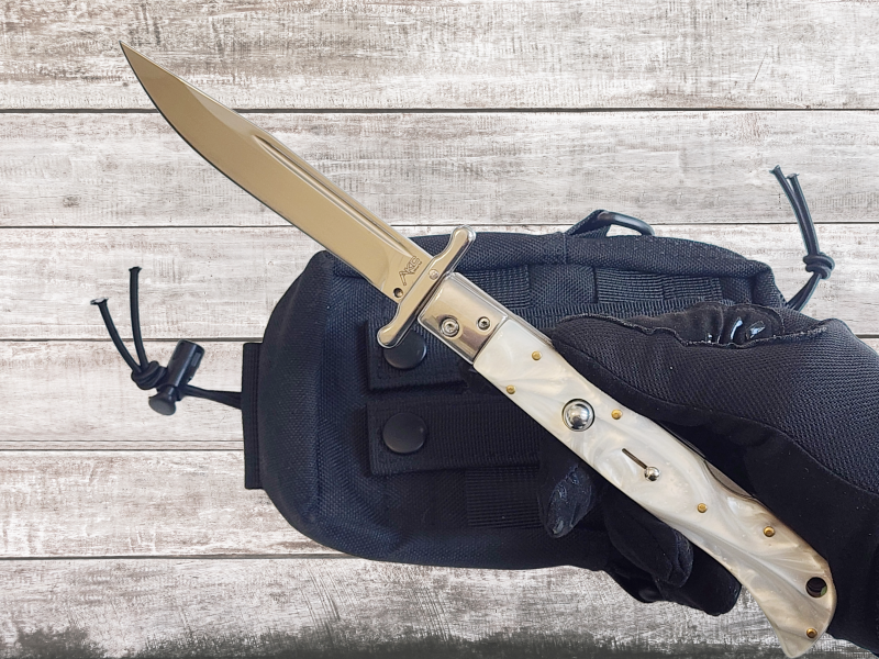 AKC 11 Italian Roma Swinguard Automatic Knife - White Pearlex (4.62 Polished)