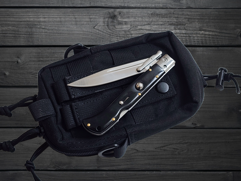 AKC 9 Italian Roma Swinguard Automatic Knife - Black (3.75 Polished)
